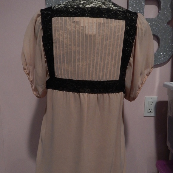 Studio M Blush and Black Short Sleeve Blouse Sz XL - Picture 3 of 4